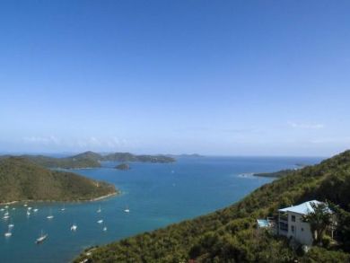 Beautiful Coral Bay Harbor 3 bed 3 ba property